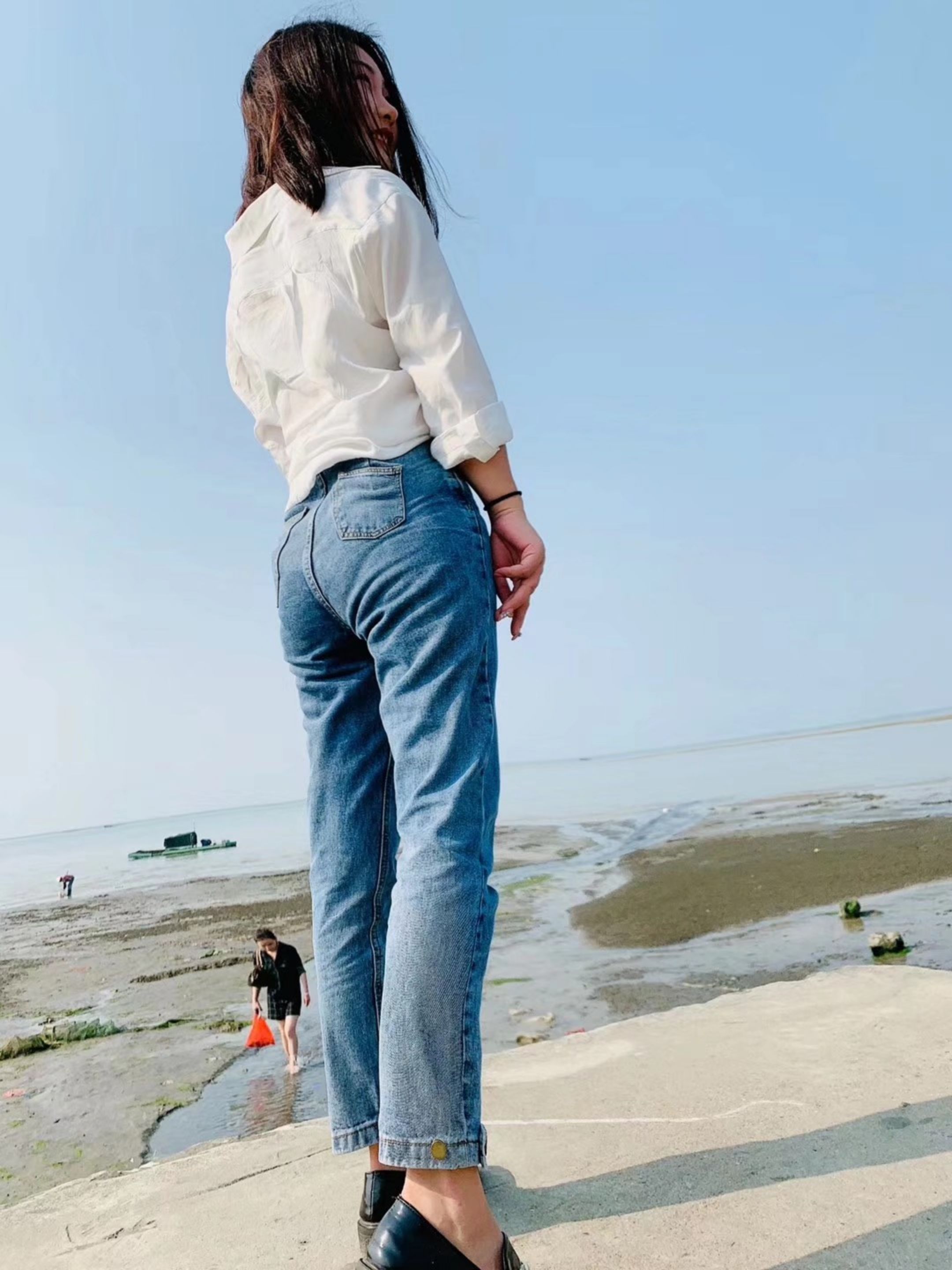 寻找年轻的男m